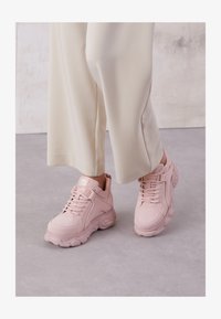 Não selecionado, rose