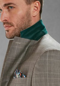 Next REGULAR FIT SIGNATURE BRITISH FABRIC - Marynarka garniturowa
