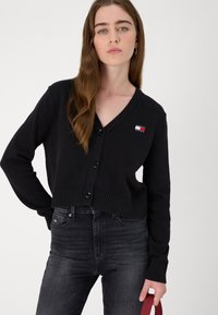Tommy Jeans ESSENTIAL BADGE CARDIGAN  - Neuletakki - black