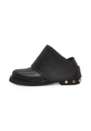 Cesare Gaspari, Platform ankle boots - black