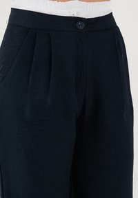 LELA Broek - dark blue