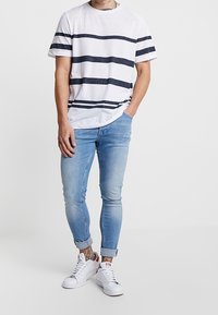 Gym King Vaqueros pitillo - blue denim
