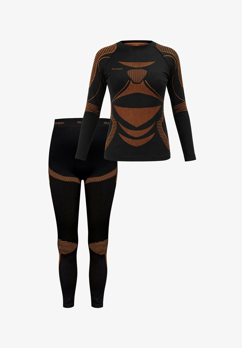 Thermo-Activewear-Set in Schwarz mit orangefarbenen Akzentmustern, bestehend aus einem Langarmoberteil und eng anliegenden Leggings. Elastischer, strukturierter Stoff.