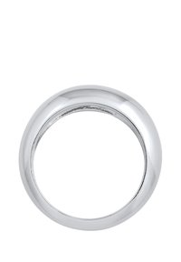 Anello in argento con un design liscio e arrotondato e una finitura lucida. Presenta una fascia uniforme senza giunture e una superficie riflettente.