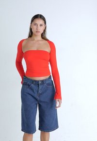 Gina Tricot SOFT TOUCH SQUARE NECK TOP - Langarmshirt - high risk red