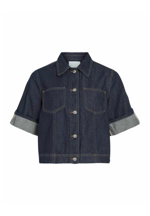 Veste en denim bleu foncé à manches courtes avec revers pliés, fermeture à boutons à l'avant, col pointu et deux poches poitrine avec coutures apparentes.