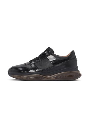 Derimod Zapatillas - black