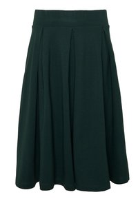Falda plisada verde oscura hecha de un tejido suave y ligero. Presenta una cinturilla ancha y cae hasta la mitad de la pantorrilla con un dobladillo liso.