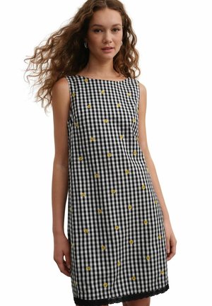 Next TALL FIT - EMBROIDERED DAISY  - Denné šaty - black white gingham