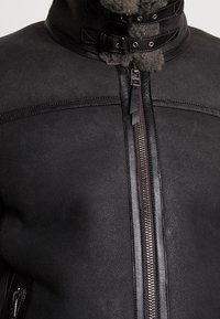 Goosecraft Skinnjacka - black