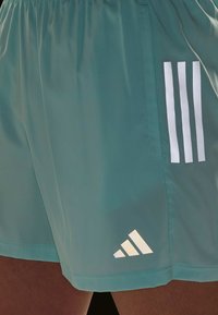 adidas Performance Pantalón corto de deporte - semi flash aqua