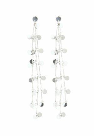 Cercei lungi din argint, cu lanțuri subțiri multiple, fiecare decorat cu discuri rotunde reflectorizante mici, dispuse într-un design în cascade.