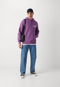 Makia FLY HOODED  - Hoodie - purple