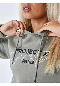 Project X Paris BRODÉ - Felpa con cappuccio - olive