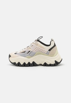 TRAIL ONE - Trainers - cream/black