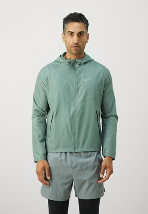 MILER - Giacca da running - clay green/silver-coloured