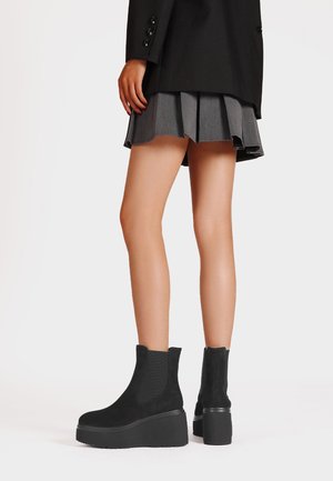 Botines con plataforma - nero microfibra
