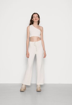 SOFT TOUCH TROUSERS SET - Top - cream