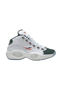 Sneaker alte bianche con accenti verdi, materiali in pelle testurizzata e mesh, occhielli in argento e suola traslucida.