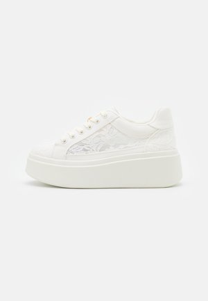 Baskets basses - white