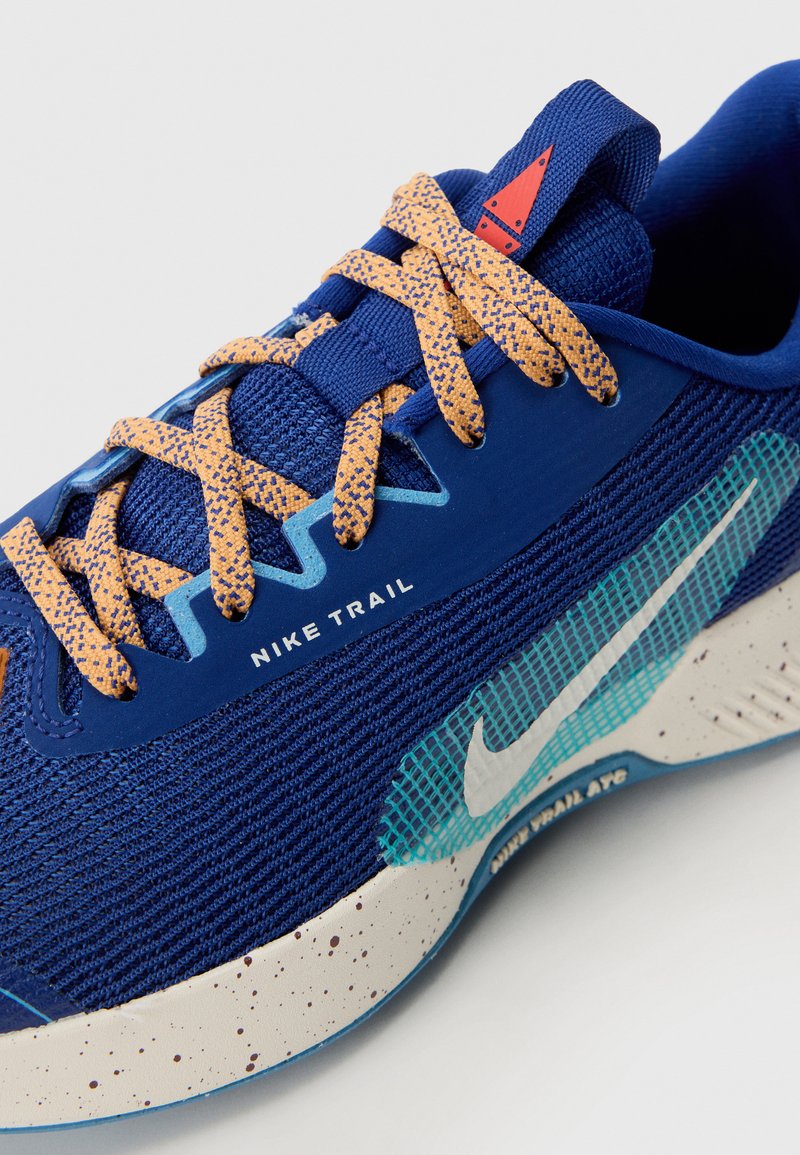 Nike ACG JUNIPER 3 - Trail running shoes - deep royal blue  display picture 3
