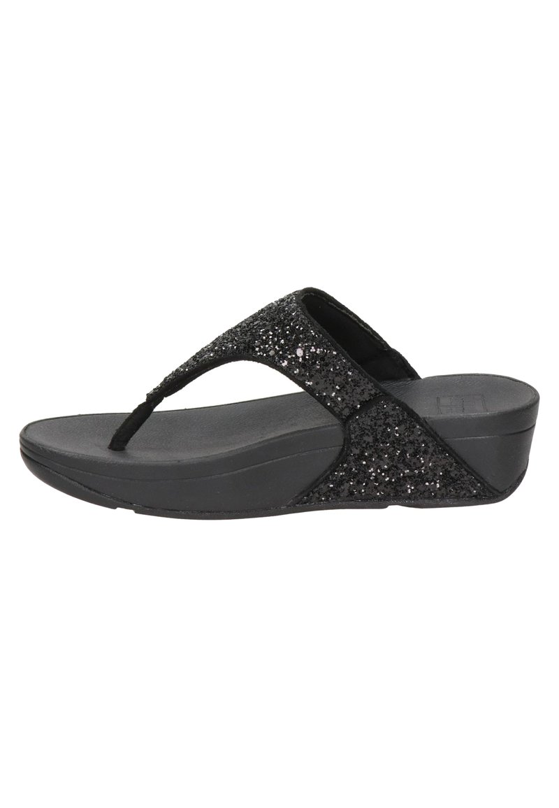 Svarte flip-flop sandaler med en blank, glitrende stropp, en polstret såle og hevet kile-design, som tilbyr kontrast i tekstur og støtte.