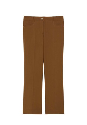 Pantaloni marroni a gamba dritta realizzati in tessuto morbido, con chiusura frontale con bottoni, passanti per cintura e due tasche laterali. Tessuto liscio, senza motivi.