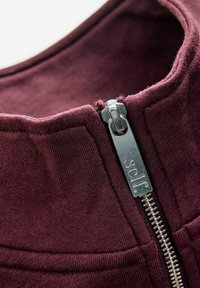 Self. HALF ZIP - Pusa - burgundy red