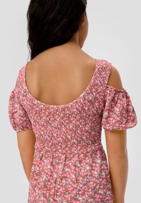 s.Oliver MET GESMOKT DETAIL - Jumpsuit - rubinrot