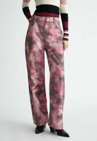 LIU JO BAGGY WITH RHINESTONES - Traperice ravnih nogavica - n9872