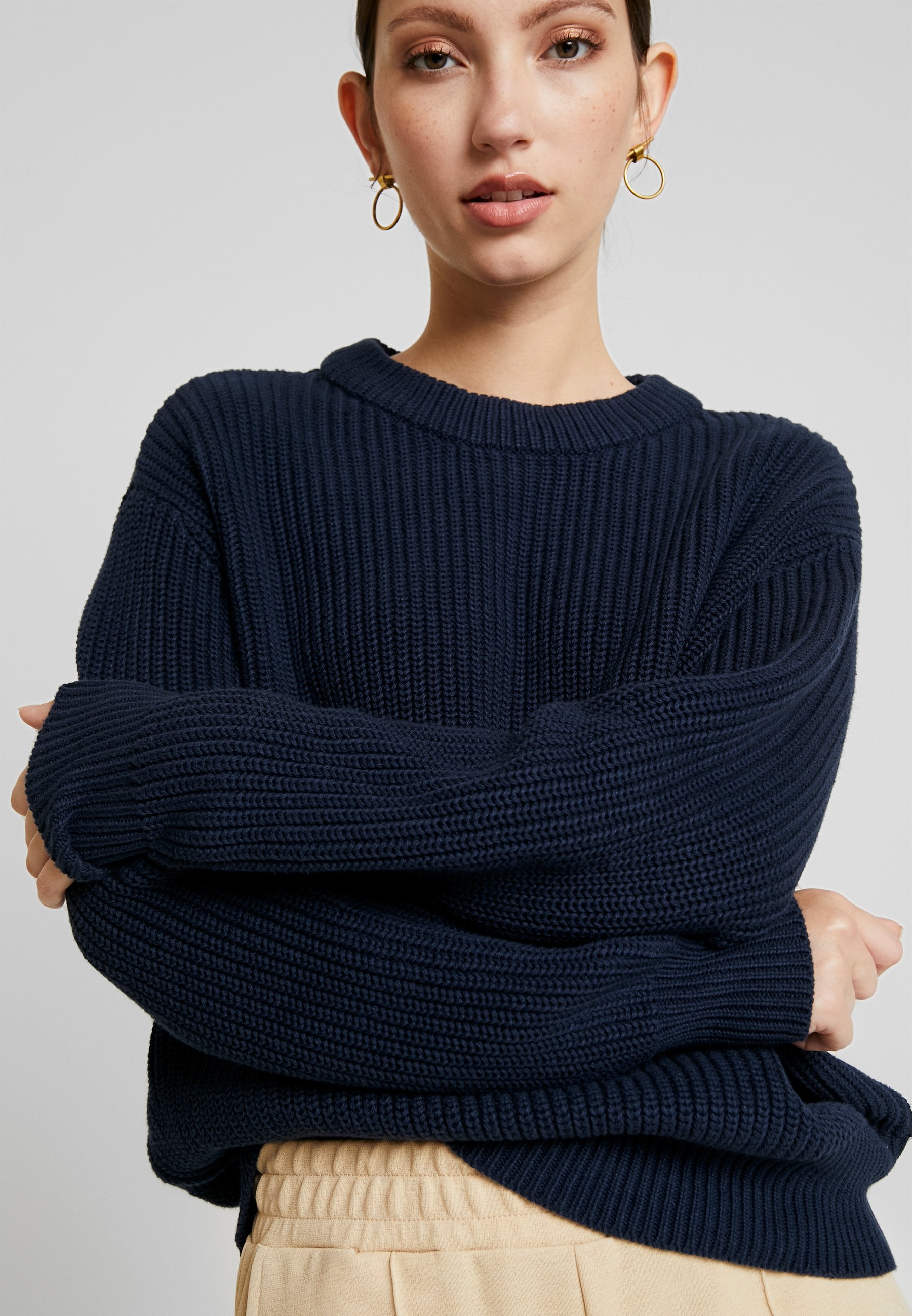 Minimum MIKALA JUMPER Trui navy blazerdonkerblauw MINIMUM MIKALA Truien Zwart bestel je online bij
