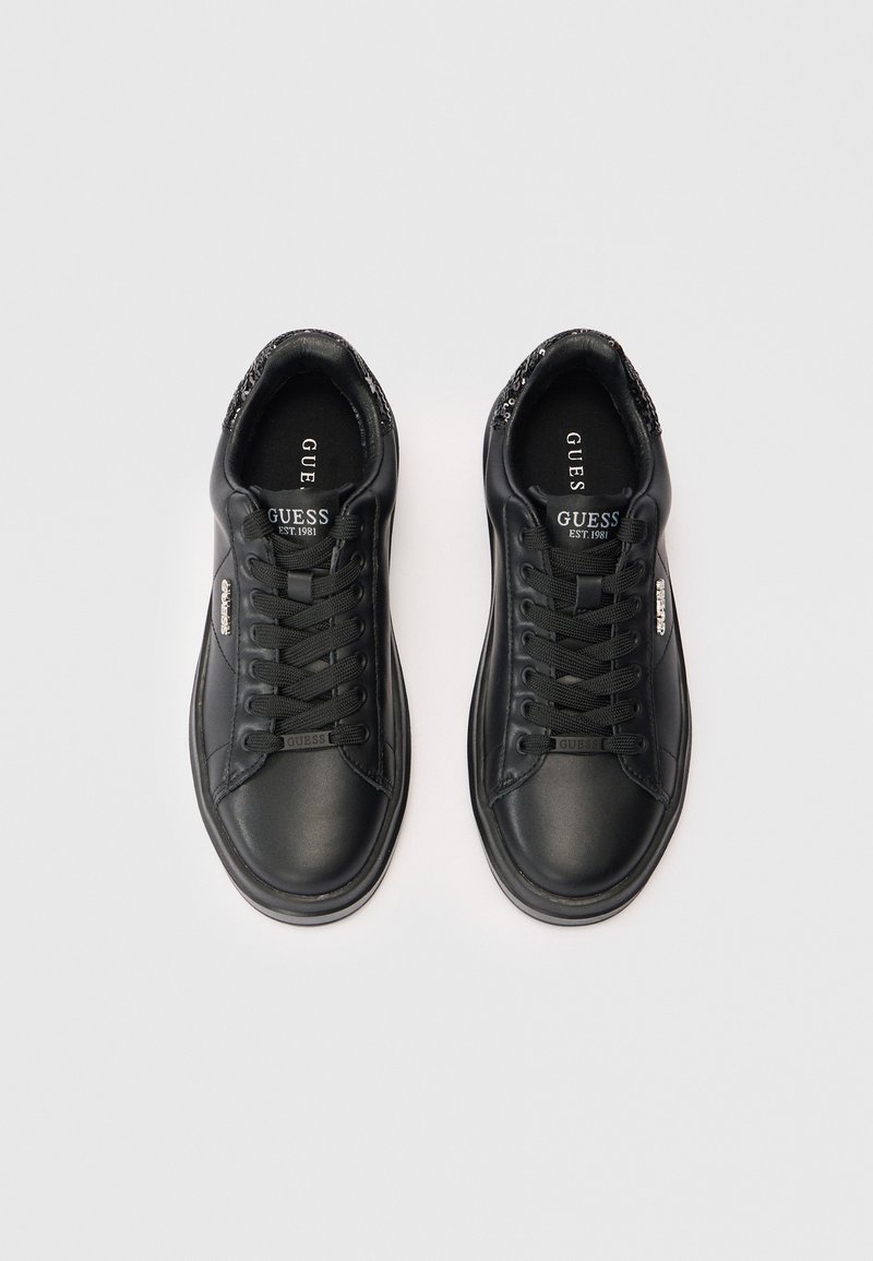 Guess Elbina Sneakers Wit FLPVIBSUE12