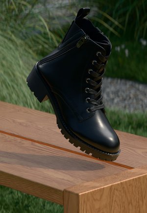 Botine cu șireturi - black