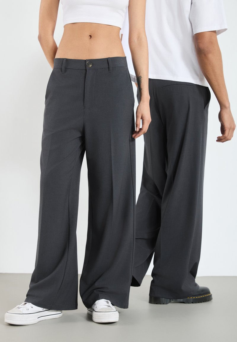 YOURTURN UNISEX - Pantaloni - dark grey