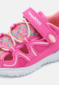 KangaROOS Sandali - daisy pink