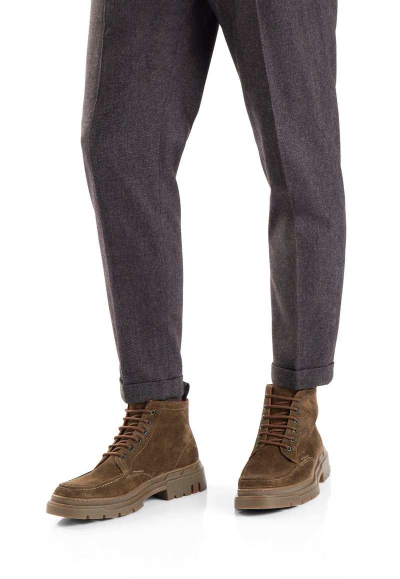 Lloyd IPSWICH - Stivaletti stringati - braun