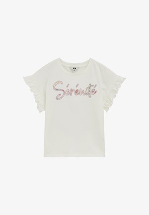 Chemise blanche à manches courtes avec des manches volantées et l'inscription florale multicolore « Sérénité » sur le devant.