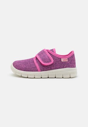 BOBBY - Slippers - pink/mehrfarbig