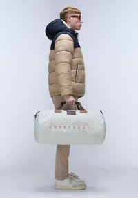 Napapijri BERING - Bolsa de viaje - beige silvr