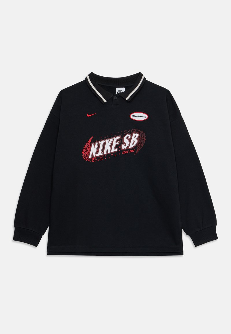 Schwarzes Langarm-Polohemd mit einem weiß-roten gestreiften Kragen, das ein großes rotes 'NIKE SB'-Grafikdesign und ein Logo-Patch auf der Brust aufweist.