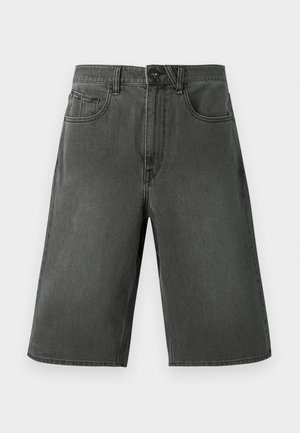 Shorts vaqueros de color gris oscuro con un ajuste relajado, que cuentan con cierre de botón, trabillas para cinturón y dos bolsillos frontales. Textura suave, corte a la altura de la rodilla.