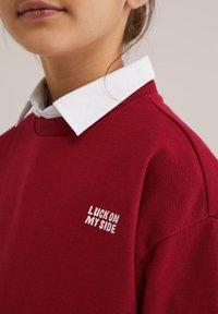 WE Fashion Sweatshirt - red