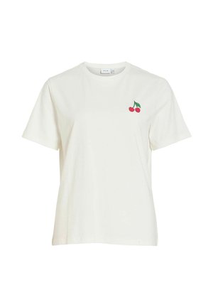 T-shirt blanc à manches courtes avec un petit motif brodé de cerise rouge et feuille verte sur le côté gauche de la poitrine.