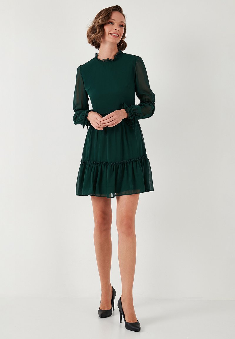 LELA REGULAR FIT - Cocktail dress / Party dress - emerald green/dark green  - Zalando.ie