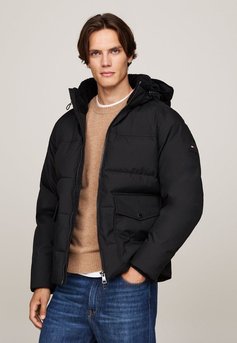 Tommy Hilfiger ROCKIE UTILITY HOODED - Žieminė striukė - black