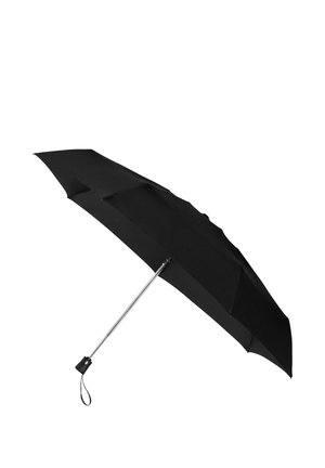 Schwarzer kompakter Regenschirm mit silbernem Metallstock und schwarzem Griff mit Handschlaufe, geöffnet mit leicht gebogener Kuppel.