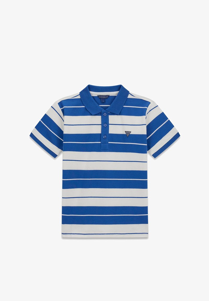 Polo à manches courtes à rayures horizontales bleues et blanches, avec trois boutons et un petit logo triangulaire sur le côté gauche de la poitrine.