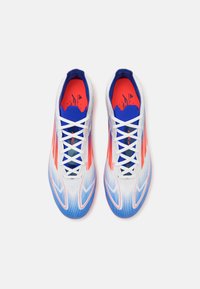 adidas Performance F50 PRO MULTI-GROUND - Scarpe da calcio per terreni duri - footwear white/solar red/lucid blue