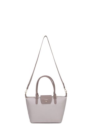 Licht mauvekleurige handtas met dubbele bovenhandvatten, een afneembare lange band en een voorvak met klep en goudkleurige knoopdetail.