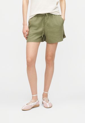 LEKEITIO BREAK MID - Shorts - oil green